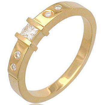 Кольцо с 5 бриллиантами из жёлтого золота 750 пробы (арт. 300481)
