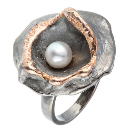 Кольцо с жемчугом из серебра (арт. 739285)