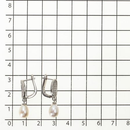 Серьги с жемчугом и фианитами из серебра (арт. 2392304)