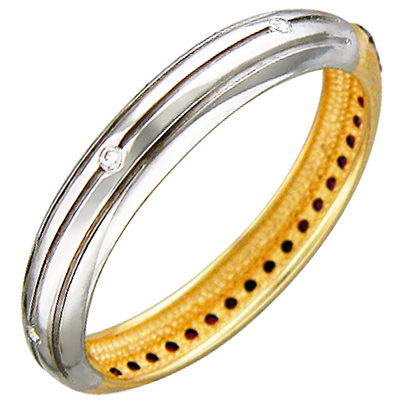 Кольцо с гранатами, фианитами из комбинированного золота (арт. 830639)