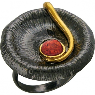 Кольцо с 1 янтарем из чернёного серебра с позолотой