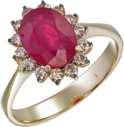 Кольцо с рубином и бриллиантами из жёлтого золота (арт. 2150704)