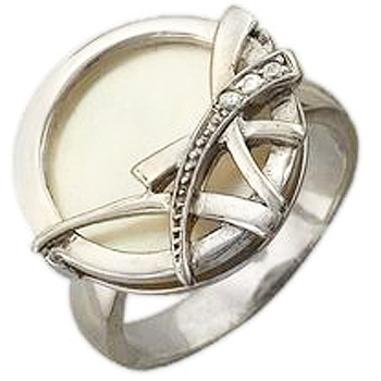 Кольцо с перламутром, фианитами из серебра (арт. 332513)