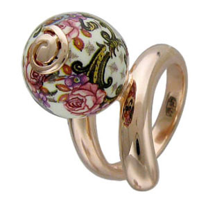 Кольцо с пластиком, вставкой из эмали из серебра с позолотой (арт. 348498)