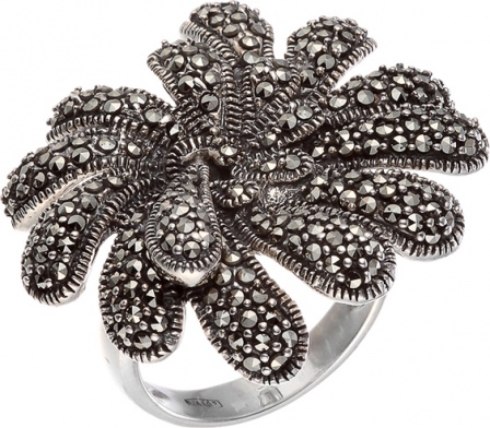 Кольцо Цветок с марказитом из серебра (арт. 735911)