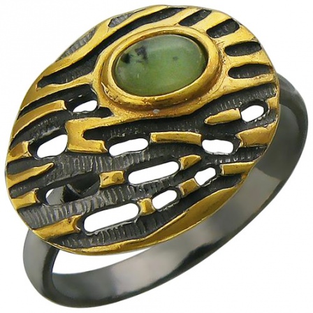 Кольцо с нефритом из чернёного серебра с позолотой (арт. 828574)