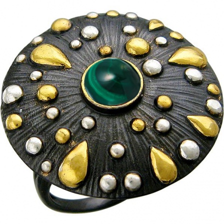 Кольцо с малахитами из чернёного серебра с позолотой (арт. 855502)