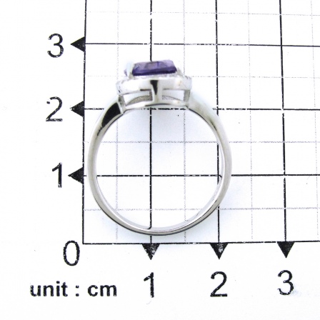 Кольцо с александритами и фианитами из серебра (арт. 2391596)