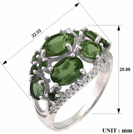 Кольцо с шпинелью и фианитами из серебра (арт. 2392313)