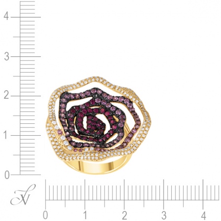 Кольцо с сапфирами, рубинами и бриллиантами из жёлтого золота (арт. 704759)