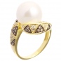 Кольцо с бриллиантами, жемчугом из желтого золота